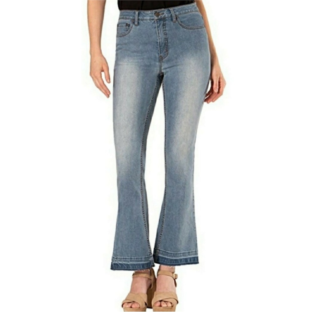 Halston Light Vintage Wash Blue Ankle Flare Distressed Jeans Size‎ 4